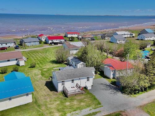 6 Douglas Crescent, Marshville, NS 