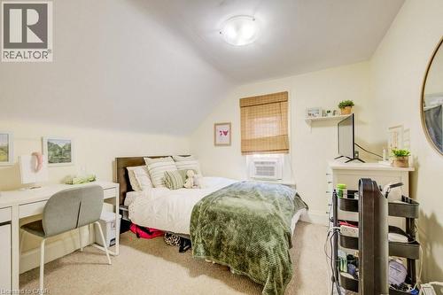 10 Marshall Street, Waterloo, ON - Indoor Photo Showing Bedroom