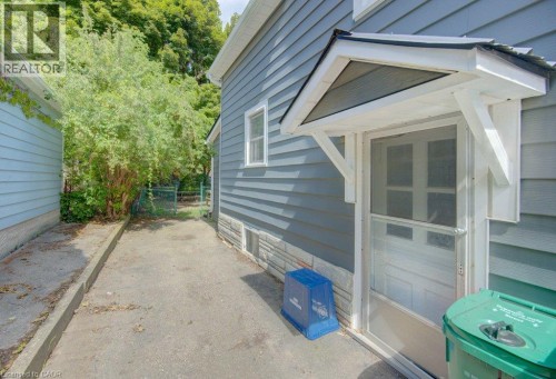 10 Marshall Street, Waterloo, ON 