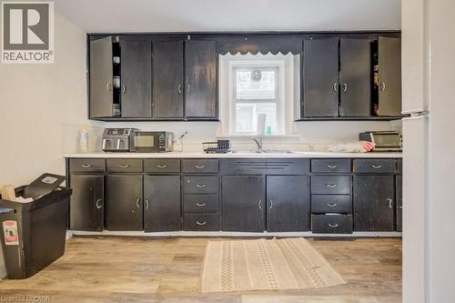 10 Marshall Street, Waterloo, ON - Indoor