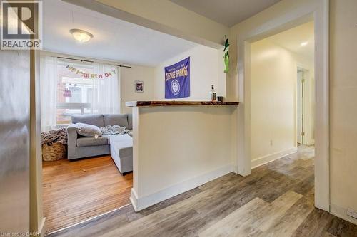 10 Marshall Street, Waterloo, ON - Indoor