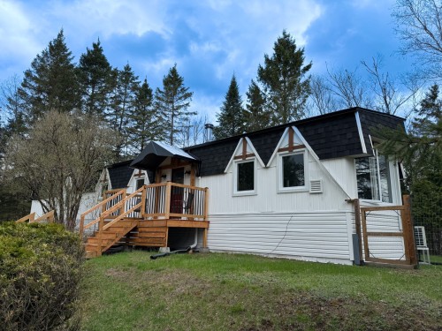 27 Rue Labonté  Mont-Tremblant, QC J8E 3C3