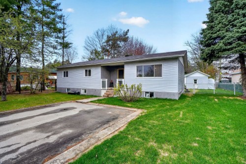 3000 Rue Leclerc  Terrebonne (La Plaine), QC J7M 2C1