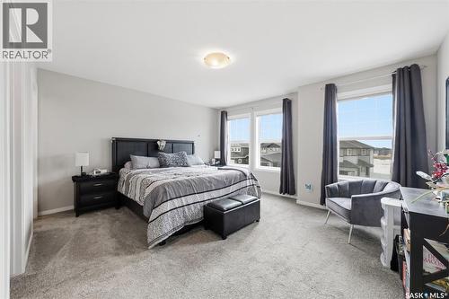 1019 Childers Court, Saskatoon, SK - Indoor Photo Showing Bedroom