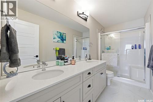1019 Childers Court, Saskatoon, SK - Indoor Photo Showing Bathroom