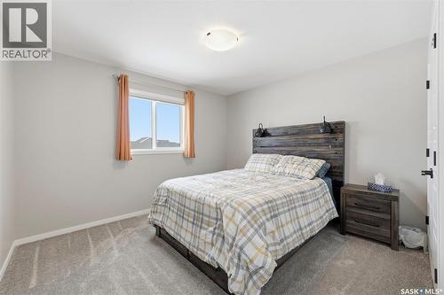 1019 Childers Court, Saskatoon, SK - Indoor Photo Showing Bedroom