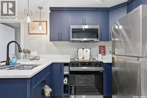 1019 Childers Court, Saskatoon, SK - Indoor Photo Showing Kitchen With Upgraded Kitchen
