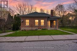 846 7TH AVENUE E Owen Sound, ON N4K 2Y6