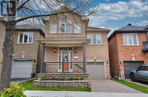 7 FAIRLAWN AVENUE  Markham, ON L6C 2E7