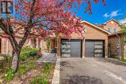 3592 CHERRINGTON CRESCENT  Mississauga, ON L5L 5C4