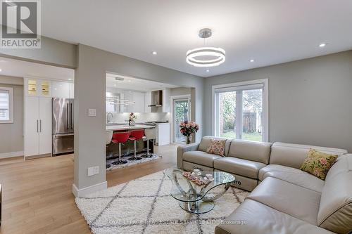 Main Floor Family Room - 3592 Cherrington Crescent, Mississauga, ON - Indoor Photo Showing Living Room