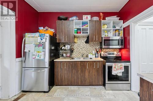 50 Main Street E, Mapleton, ON - Indoor Photo Showing Kitchen With Double Sink