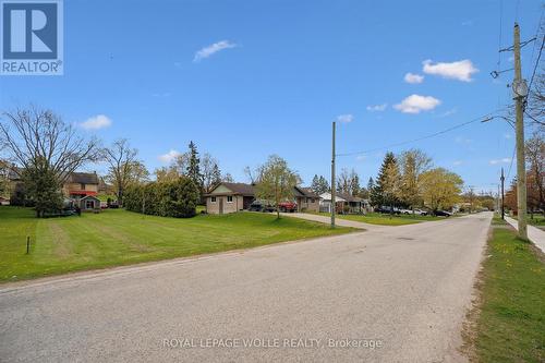 50 Main Street E, Mapleton, ON - Outdoor