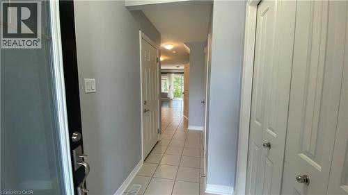 9 Arlington Crescent, Guelph, ON - Indoor