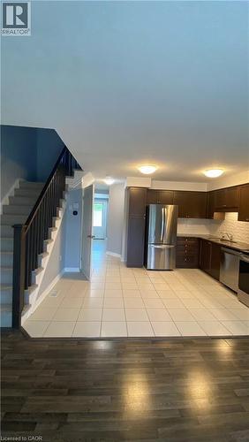 9 Arlington Crescent, Guelph, ON - Indoor Photo Showing Kitchen