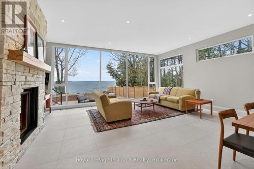 160 Tiny Beaches Road N, Tiny, ON - Indoor Photo Showing Living Room With Fireplace