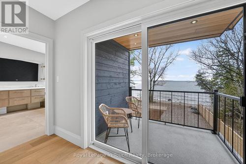160 Tiny Beaches Road N, Tiny, ON - Outdoor With Balcony With Exterior