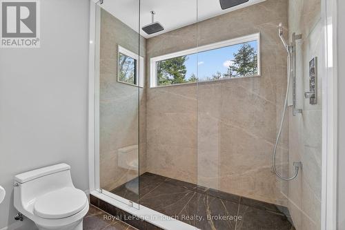 160 Tiny Beaches Road N, Tiny, ON - Indoor Photo Showing Bathroom