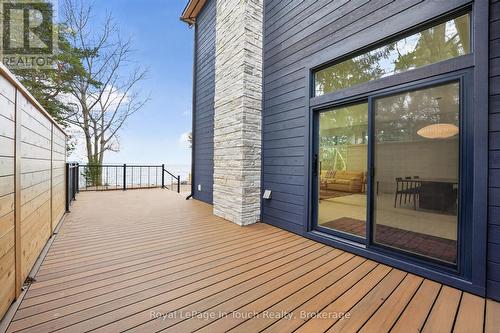 160 Tiny Beaches Road N, Tiny, ON - Outdoor With Exterior