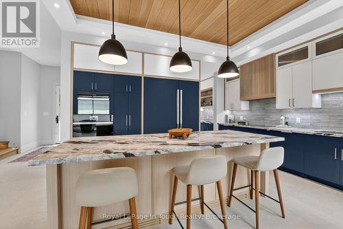 160 Tiny Beaches Road N, Tiny, ON - Indoor Photo Showing Kitchen With Upgraded Kitchen