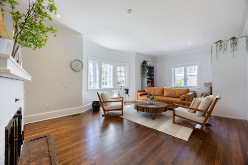 Salon - 33 Rue Thurlow, Hampstead, QC - Indoor Photo Showing Living Room