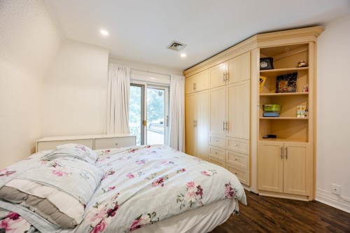 Chambre à coucher - 33 Rue Thurlow, Hampstead, QC - Indoor Photo Showing Bedroom