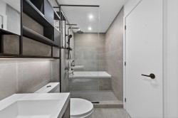 Master Bathroom - 