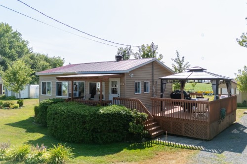 1403 1re Avenue  Saint-Paul-De-L'Île-Aux-Noix, QC J0J 1G0