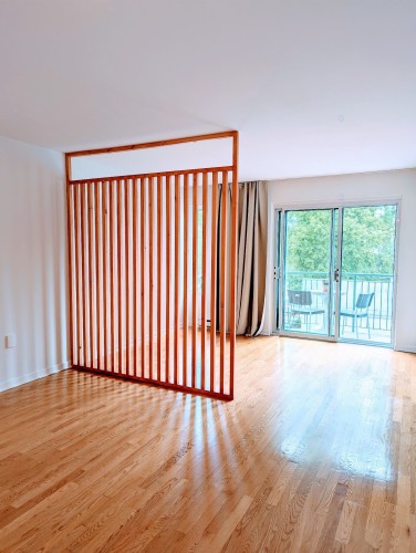 Chambre à coucher - 208-1923 Rue Alexandre-Desève, Montréal (Ville-Marie), QC - Indoor Photo Showing Other Room