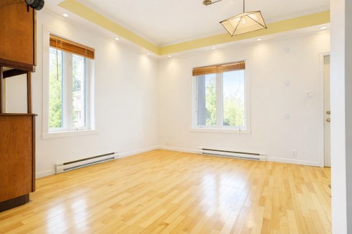 Salle à manger - 261 Rue Principale, Saint-Adelphe, QC - Indoor Photo Showing Other Room