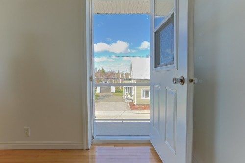 Balcon - 261 Rue Principale, Saint-Adelphe, QC - Indoor Photo Showing Other Room