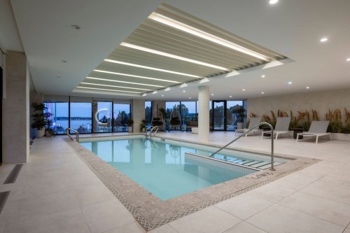 Piscine - 114-305 Av. Des Draveurs, Trois-Rivières, QC - Indoor Photo Showing Other Room With In Ground Pool