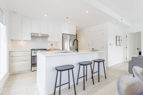 Cuisine - 104-305 Av. Des Draveurs, Trois-Rivières, QC - Indoor Photo Showing Kitchen With Upgraded Kitchen