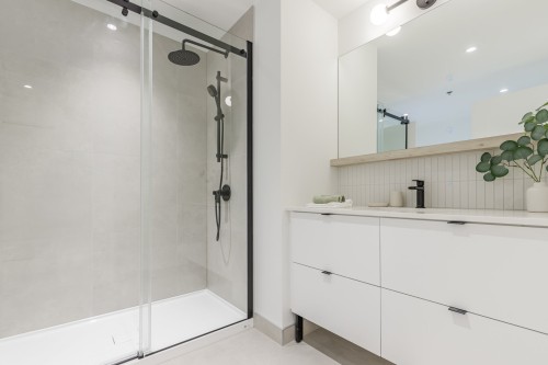 Salle de bains - 104-305 Av. Des Draveurs, Trois-Rivières, QC - Indoor Photo Showing Bathroom
