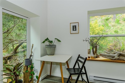 161 Holmes Rd, Salt Spring, BC 