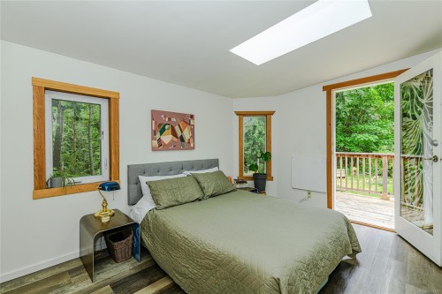 161 Holmes Rd, Salt Spring, BC 