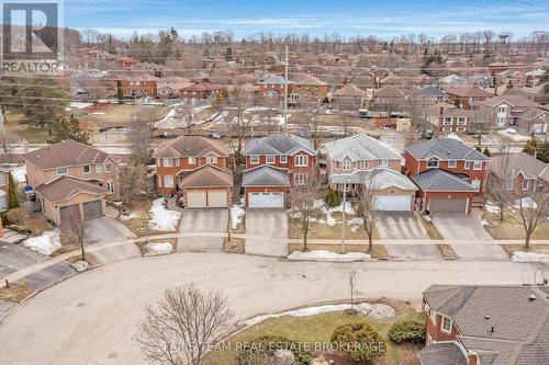31 Etherington Crescent, Barrie, ON - Outdoor