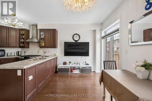 25 True Blue Crescent, Caledon, ON - Indoor Photo Showing Other Room