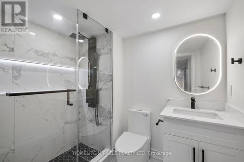25 True Blue Crescent, Caledon, ON - Indoor Photo Showing Bathroom