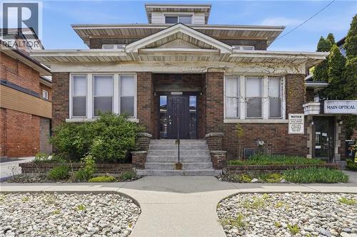 826 Main Street E, Hamilton, ON 