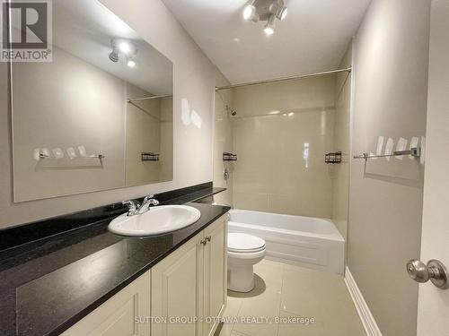 1520 Arnhem Street, Ottawa, ON - Indoor Photo Showing Bathroom