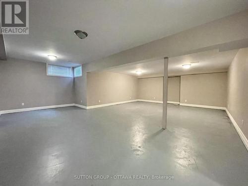 1520 Arnhem Street, Ottawa, ON - Indoor