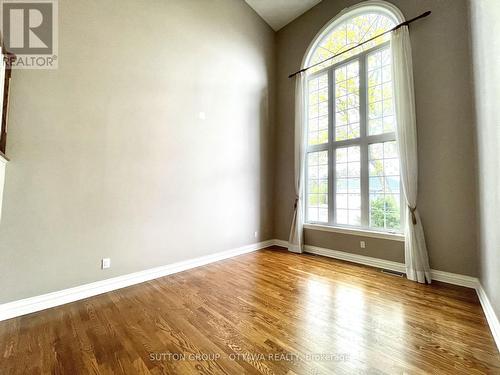 1520 Arnhem Street, Ottawa, ON - Indoor Photo Showing Other Room