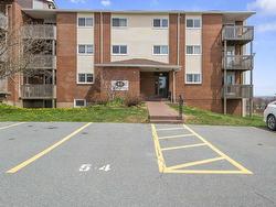 202 40 Veronica Drive  Halifax, NS B3N 3A3