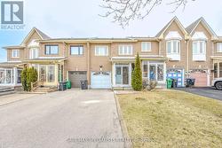622 LUMBERTON CRESCENT  Mississauga, ON L4Z 3Z5