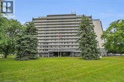 640 WEST Street Unit# 902 Brantford, ON N3R 6M3