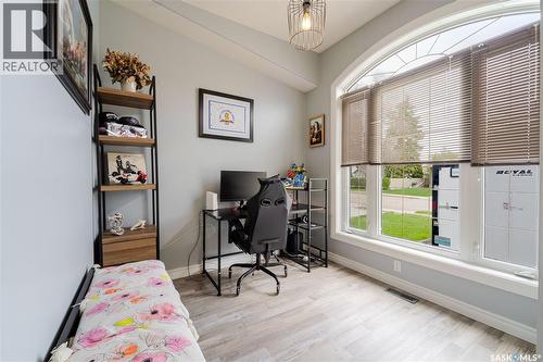 1054 Monk Avenue, Moose Jaw, SK - Indoor