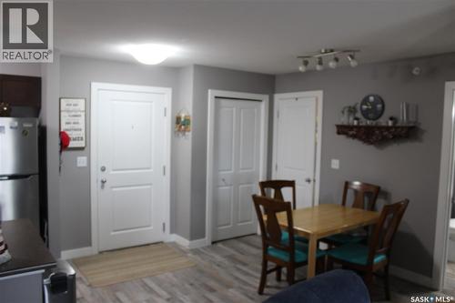 404 820 5Th Street Ne, Weyburn, SK - Indoor Photo Showing Dining Room