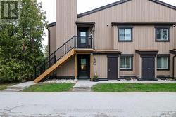 98 - 23 DAWSON DRIVE Collingwood, ON L9Y 5B4