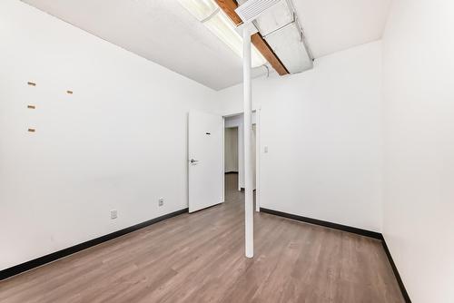 9938 70 Ave Nw, Edmonton, AB 